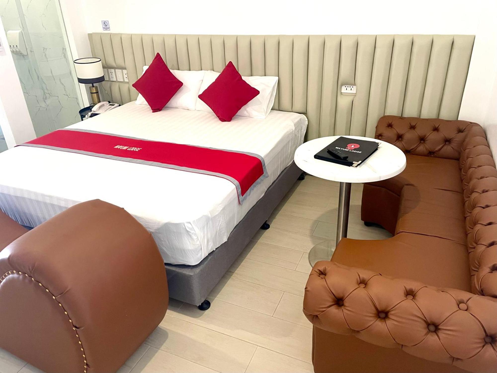 Mayumi Lodge Puerto Princesa Екстер'єр фото